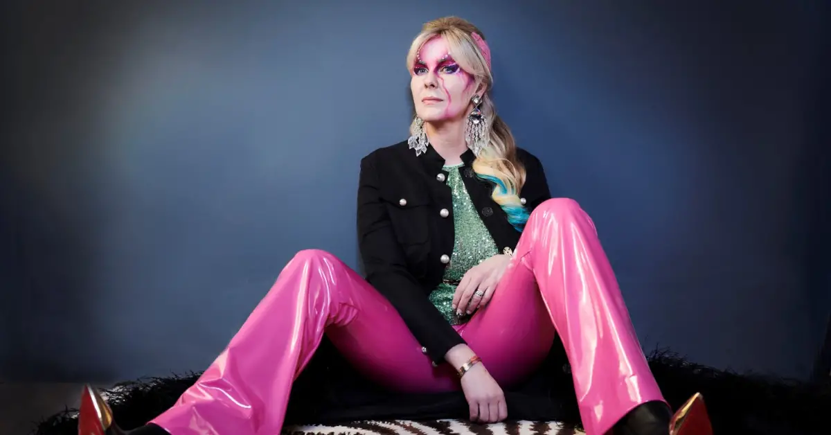 Synthpop Singer Heidrunna